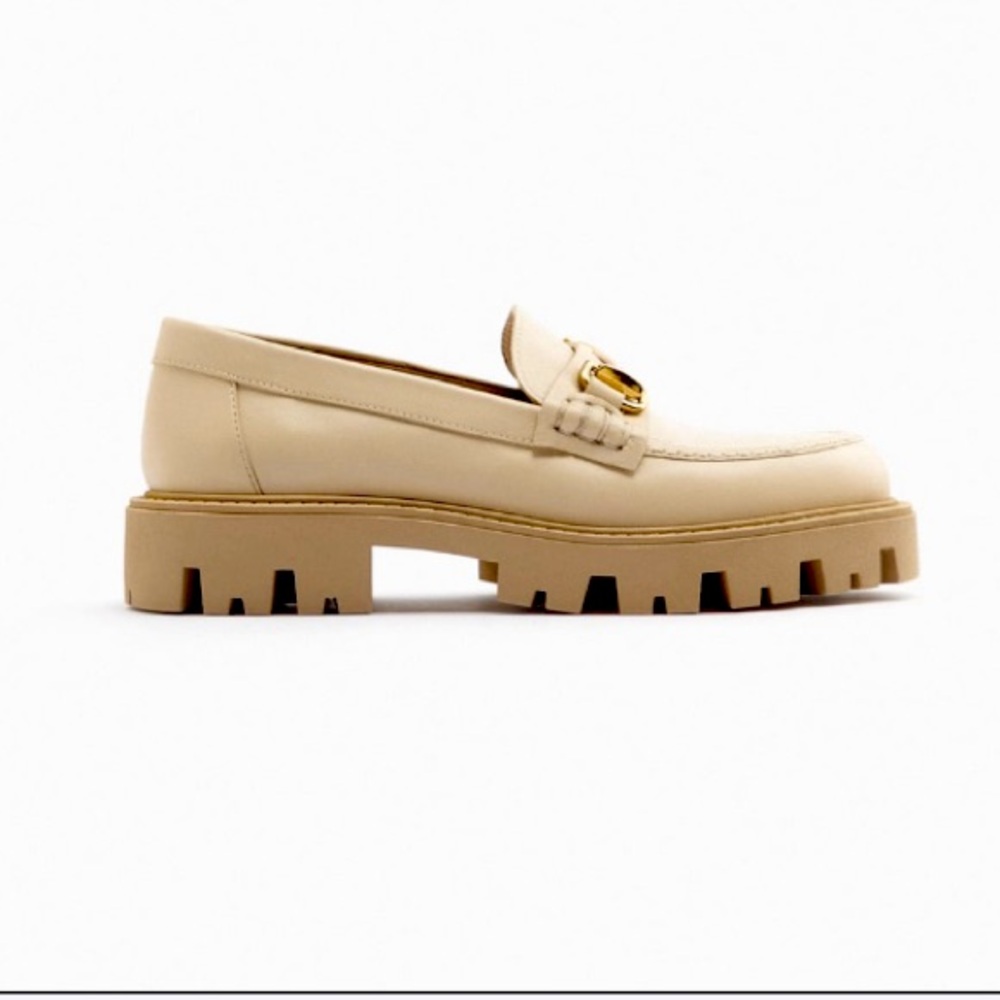 NWT ZARA Lugg Sole Leather Loafers 8